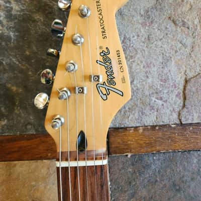 Fender Squier Series strat MIK  1992 - white Bild 5