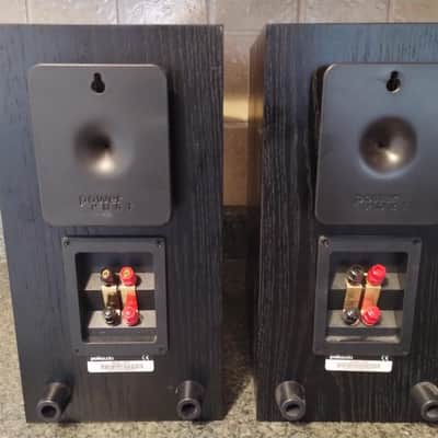 Polk RTI6 bookshelf speakers in excellent condition - 1990's image 6