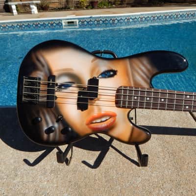 Kramer 710 Bass 1989 Kline Graphic Must See Motley Crue Pin Up Girl Spector Pickups Marylin Monroe image 5