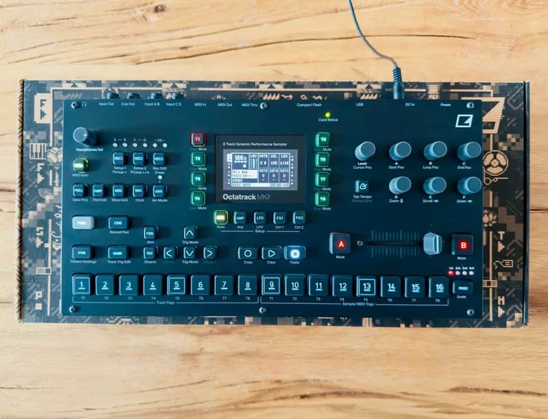 Used Elektron Octatrack MkII Dynamic 8-Track Excellent Condition image 1