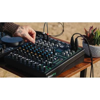 Mackie ProFX10 Go Battery-powered 10-channel Analog Mixer with Enhanced FX, USB image 2