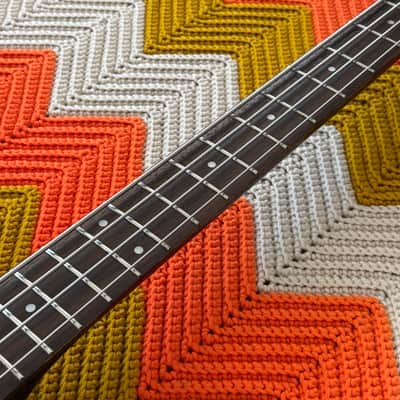 Danelectro Longhorn Shortscale Bass - 1990’s Early Reissue! - Original and Rare Tweed Case! - Beautiful Bass in Great Condition! - image 7