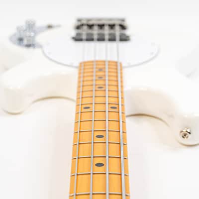 Music Man StingRay Retro ‘70s 4-String Bass White w/ OHSC | Vintage Swagger, Modern Power image 9