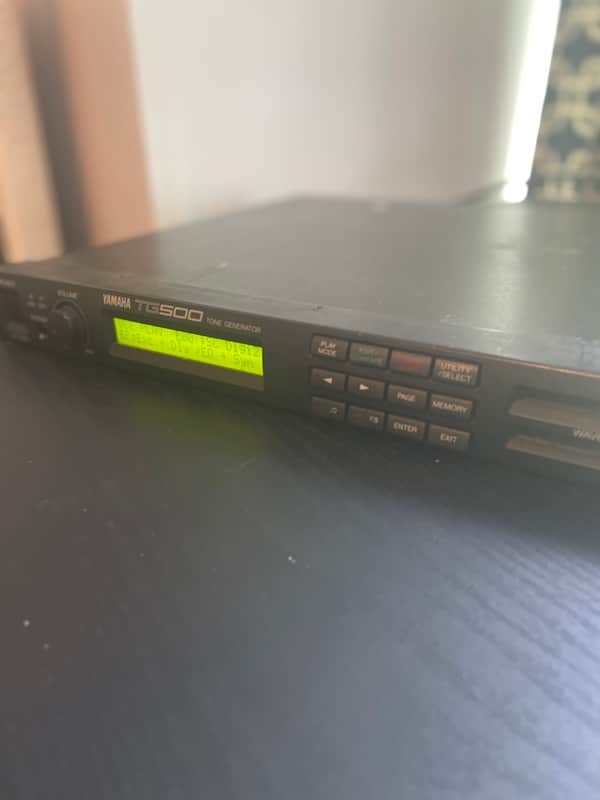 Yamaha TG500 1992 image 1