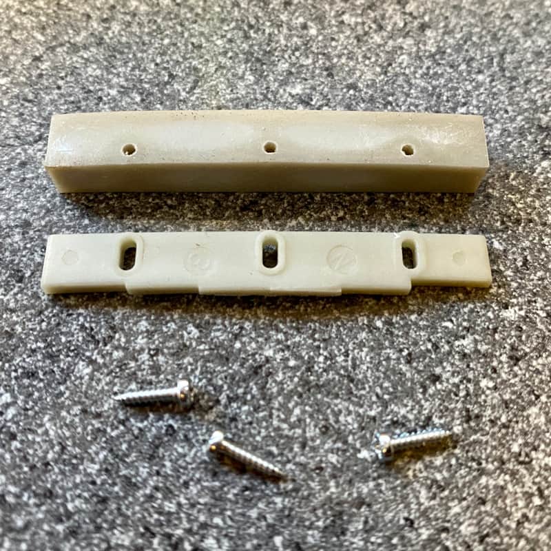Earvana Compensated Nut – Acoustic & wound G RETROFIT style - 1 3/4" (not slotted) / White image 1