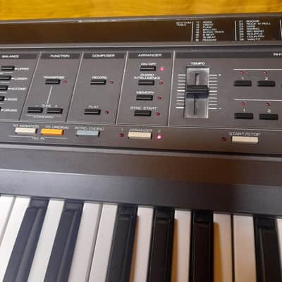 Roland E 10 Synthesizer image 13