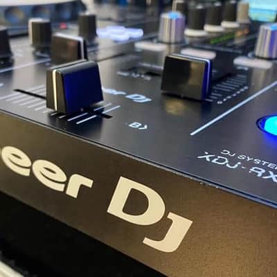 Pioneer XDJ-RX3 2-Channel Rekordbox / Serato All-In-One DJ System 2021 - Present - Black image 5