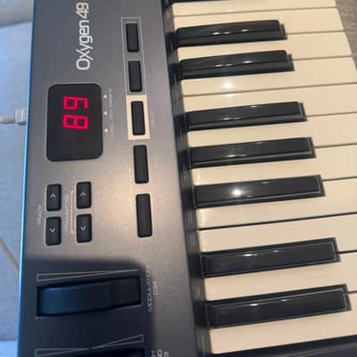 M-Audio Oxygen 49 MKIV MIDI Keyboard Controller 2016 - 2020 - Black image 3