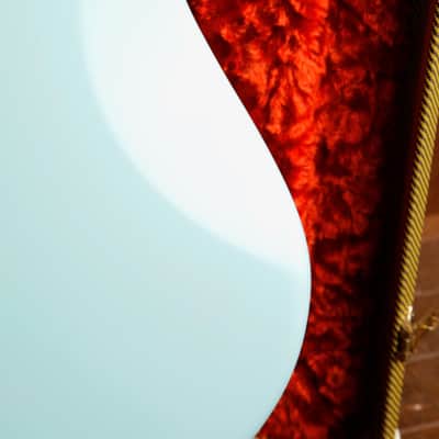 Fender Limited Edition 60th Anniversary Triple Jazzmaster Daphne Blue Pre-Owned image 18