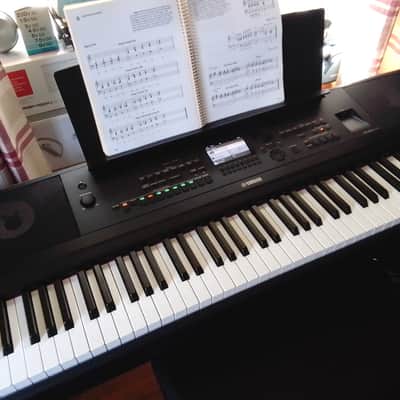 Yamaha DGX-670 88-Key Portable Grand Piano 2021 - Present - Black