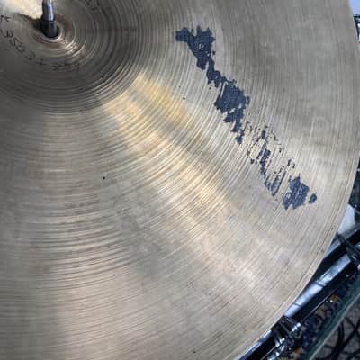 Zildjian - 20" A Medium Ride Cymbal 2168g 1970's image 8