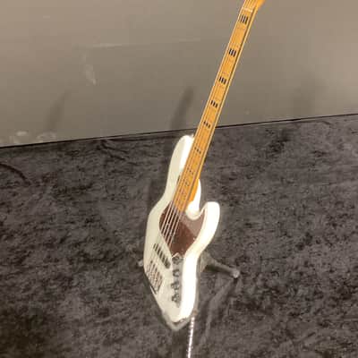 Fender American Ultra Jazz Bass image 3