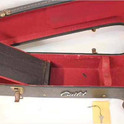 Guild Acoustic Hard Case • Ess & Ess • 70's • Red Lining image 9