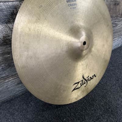 Zildjian 18” A Medium Crash Cymbal 1620g Avedis Zildjian image 4