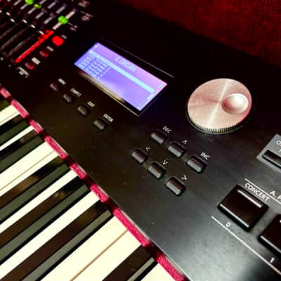 Roland RD-2000 88-Key Digital Stage Piano image 8