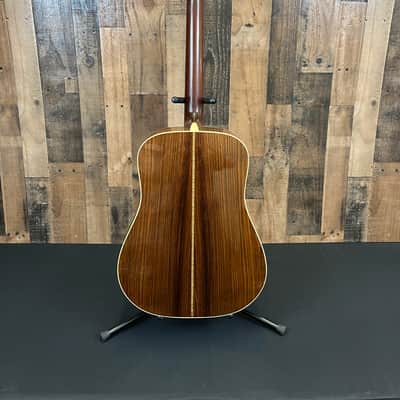 Martin D-28 1986 Natural Finish w/Hard shell case Acoustic Electric Guitar image 5