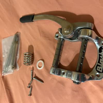 ギター Vintage Bigsby B5 Made In USA Amazon.com: Bigsby® B5 Vibrato Tailpiece, String-Thru, Polished