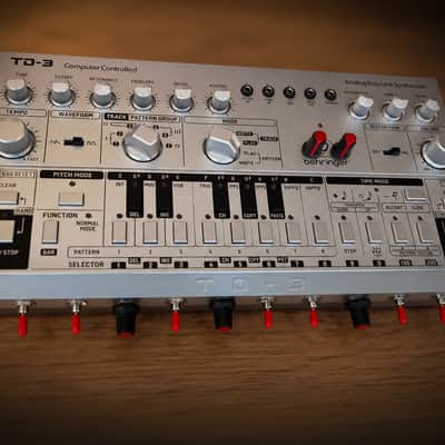 Behringer Td3 mod image 5