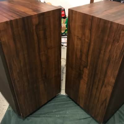 Cerwin Vega D-9 Walnut 15" beautiful vintage 350 watt floor standing stereo speakers image 9