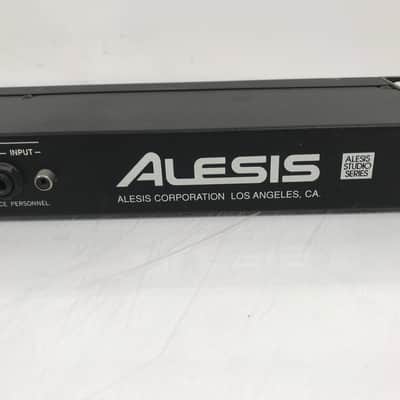 ALESIS M-EQ 230 Dual 1/3 Octave Precision image 4
