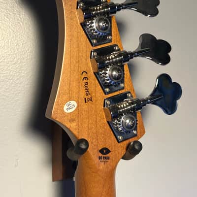 Flight Mini JB Bass – Sunburst – Roasted Maple – Excellent Condition image 8