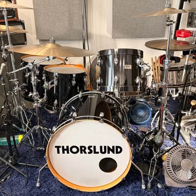 Ayotte Custom Piano black gloss wood hoop maple drum kit 22/12/14/16 image 2
