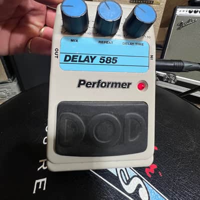 DOD Performer Delay 585 1980s - White image 1