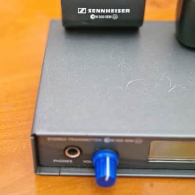 Sennheiser Sennheiser EW 300 IEM G2 | SR 300 + EK 300 Stereo UHF | 838–865 MHz | Professional In-Ear Monitoring System image 2