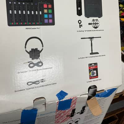 RODE The Complete Podcaster Recording Bundle image 12
