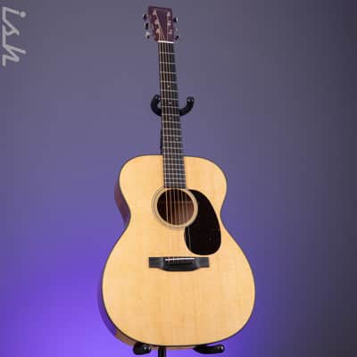 Martin 000-18 2025 Standard Series Acoustic Guitar image 2