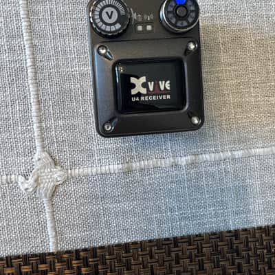 Xvive U4T9 Wireless In-Ear Monitor System with T9 In-Ear Monitors 2019 - Present - Black image 2
