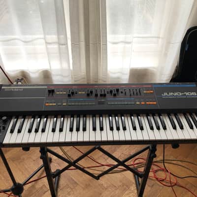Roland Juno-106 61-Key Programmable Polyphonic Synthesizer