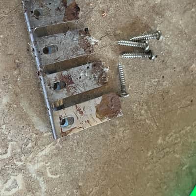 1970s Fender Mustang bass bridge mute image 2