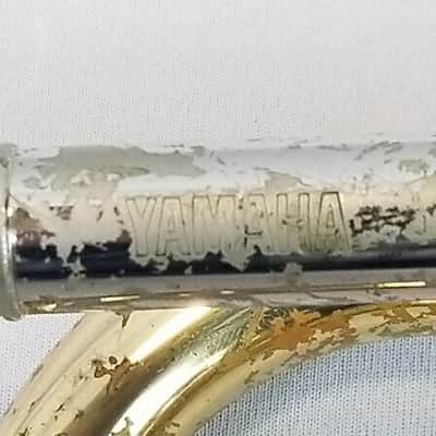 Yamaha YTR-2320 Trumpet Brass w/ case mouthpiece, Japan. Acceptable Condition image 7