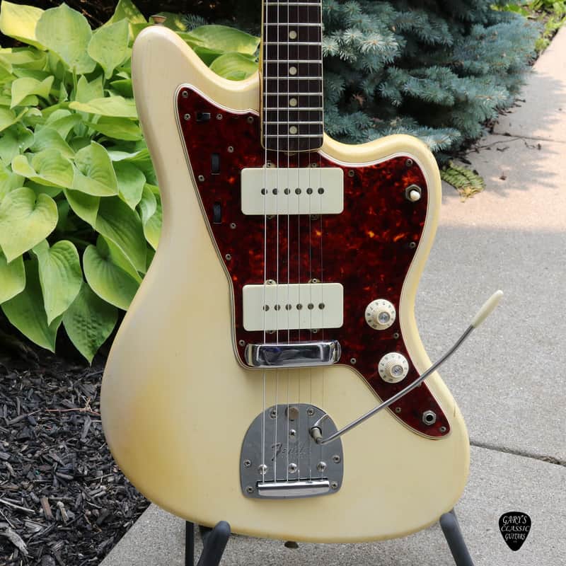 1966 Fender Jazzmaster Olympic White (FEE1176) - Very Good
