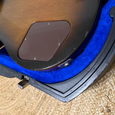 RARE 2-piece top Gibson Les Paul Standard 1981 Tobacco Sunburst with Tim Shaw & Chainsaw case image 14
