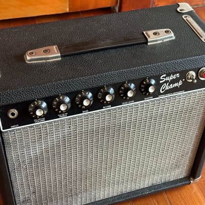Fender Super Champ EV Version 18-Watt 1x10" Guitar Combo 1982 - 1986 - Black image 2