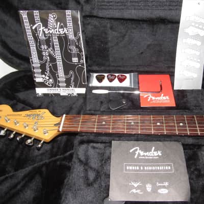 VERY RARE 1992 FENDER STRATOCASTER MADE IN KOREA COMPLETE WITH CASE & PAPERWORK MUST SEE image 14
