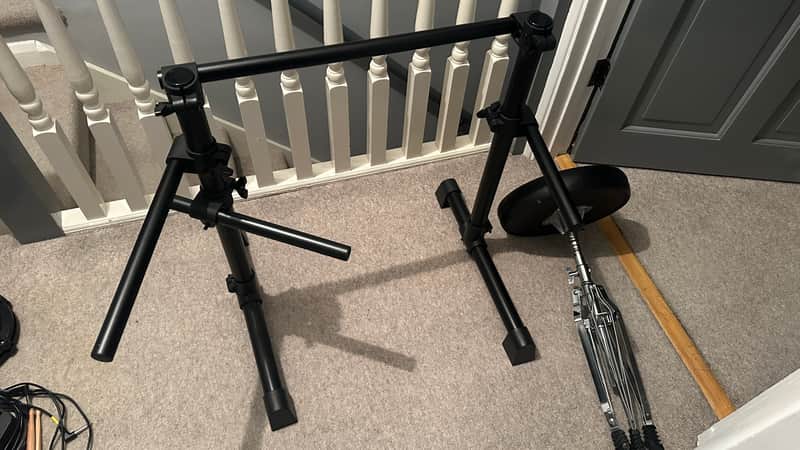 Alesis Debut Kit - Rack system image 1