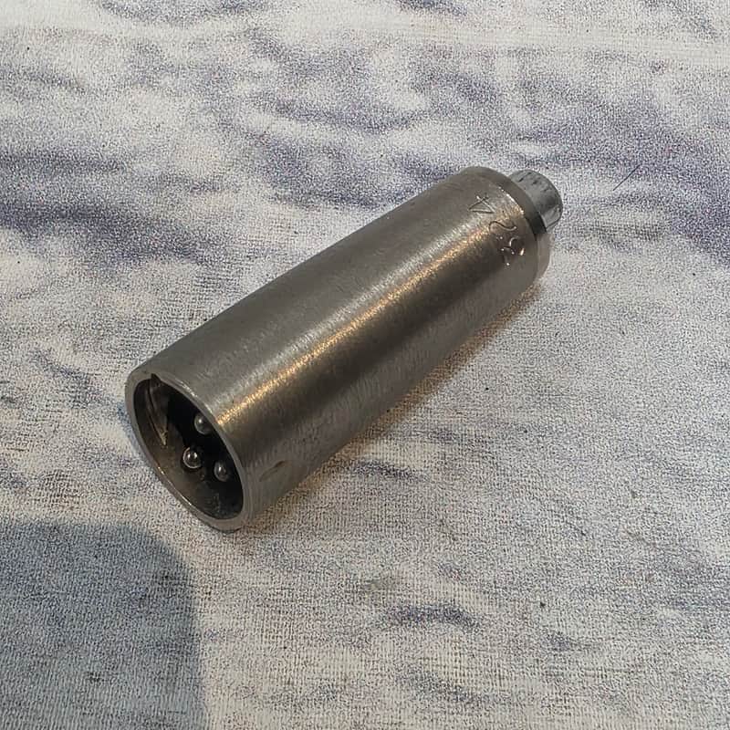 Switchcraft 324 3-Pin XLRM to RCA-F Adapter, Unwired image 1