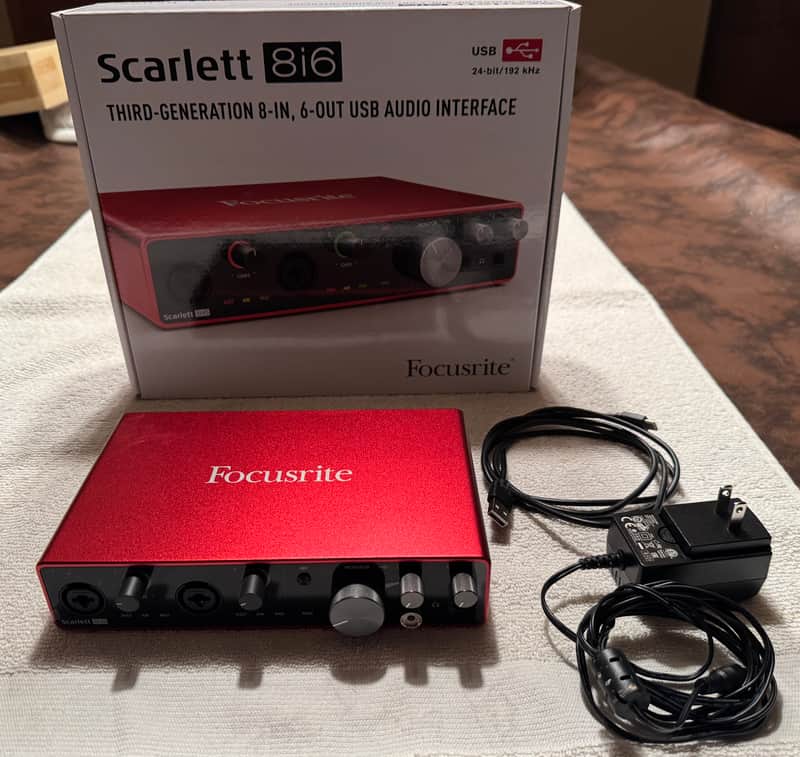 Focusrite Scarlett 8i6 3rd Gen USB Audio Interface