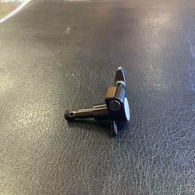 6 In-Line Die Cast Tuning Machines Black image 4