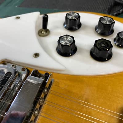 1966 Rickenbacker 360/12 - Mapleglo image 16