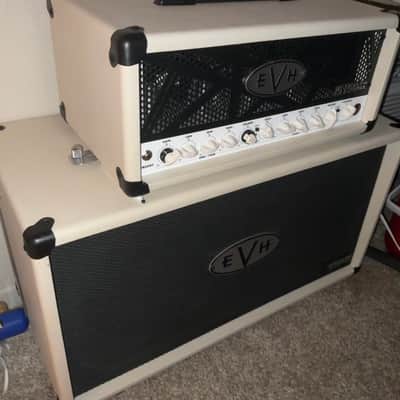 EVH 5150 III 50w 6L6 3-Channel 50-Watt Guitar Amp Head w/ 60w 2x12” cab 2020 - Present image 4