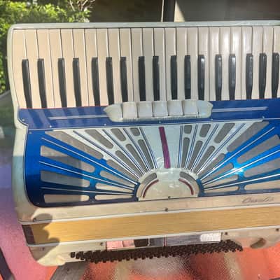 Caralli Full Size Accordion * Excellent image 1