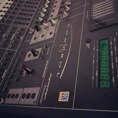 Digidesign Control 24 Pro Tools Controller 2000s image 4