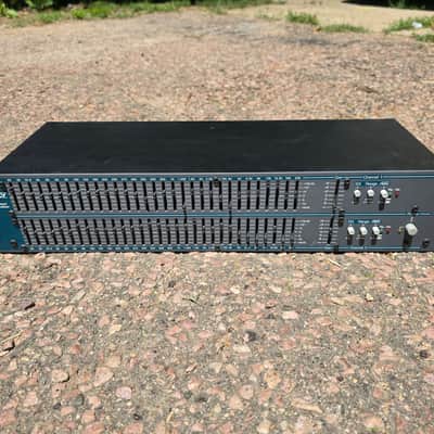 Ashly MQX-2310 31 Band Stereo Rackmount Equalizer image 1