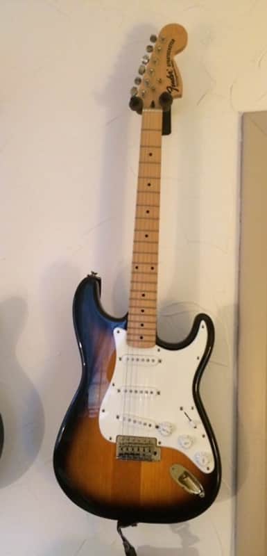Fender Stratocaster w/Synchronized Tremolo - Tobacco Sunburst | Reverb