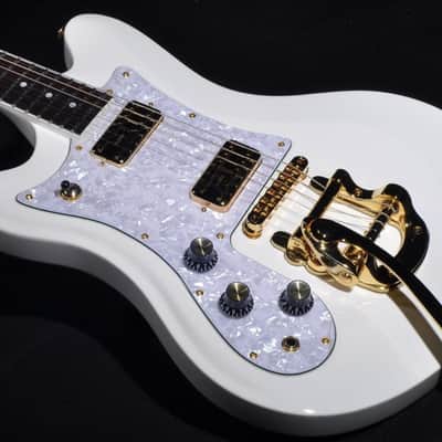 Custom 77 Lefty Lust For Life Deluxe Montana's Fate White Guitar - Hardshell Included image 7