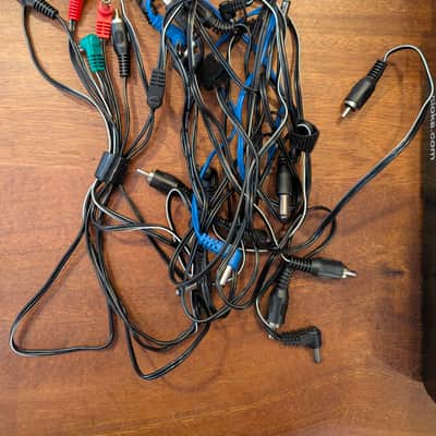 CIOKS DC5 Link 100/300mA 5-Outlet 9-18v Power Supply 2010s - Black image 3